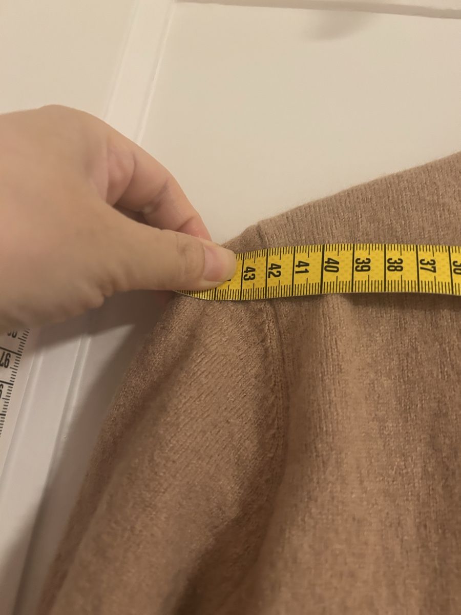 Pullover & Sweatshirts: 100% Kaschmir Cardigan – weich & stilvoll (verkleinert) – Gebraucht aus Zürich von mai_sxv7 5
