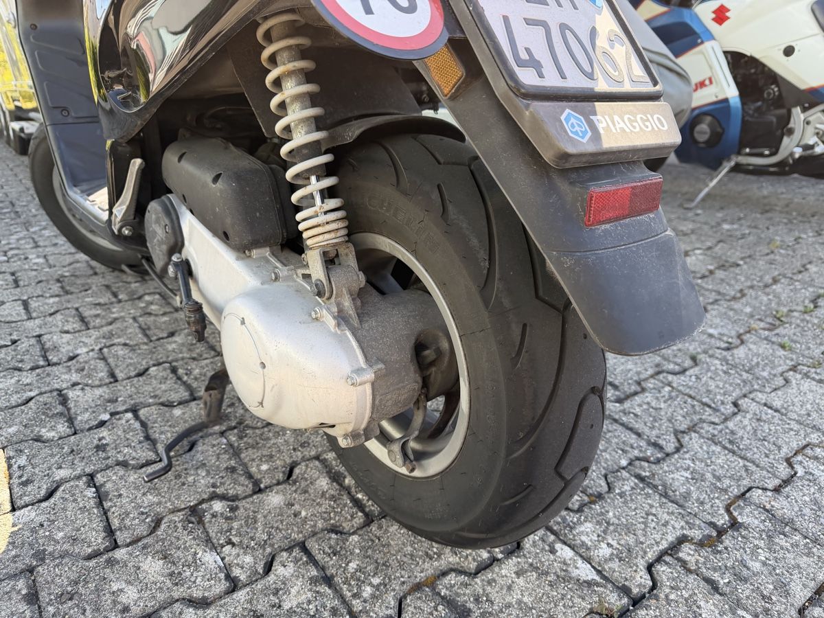 Piaggio Scooters: Piaggio Typhoon 50 ccm – Gebraucht aus Niederhasli von KostaTsakiris 4