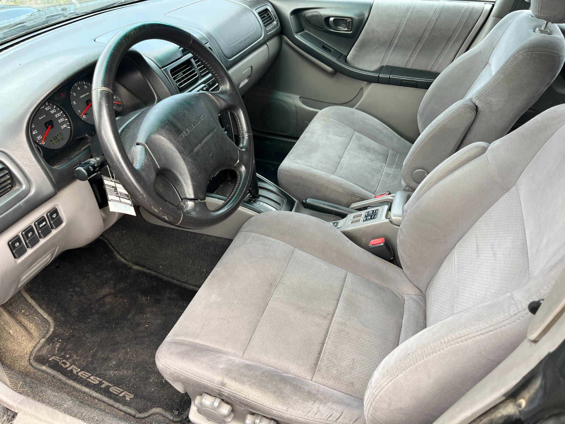 Subaru Autos: SUBARU Forester 2.0 GT "Club" – Gebraucht aus Emmen von g-b-e 4