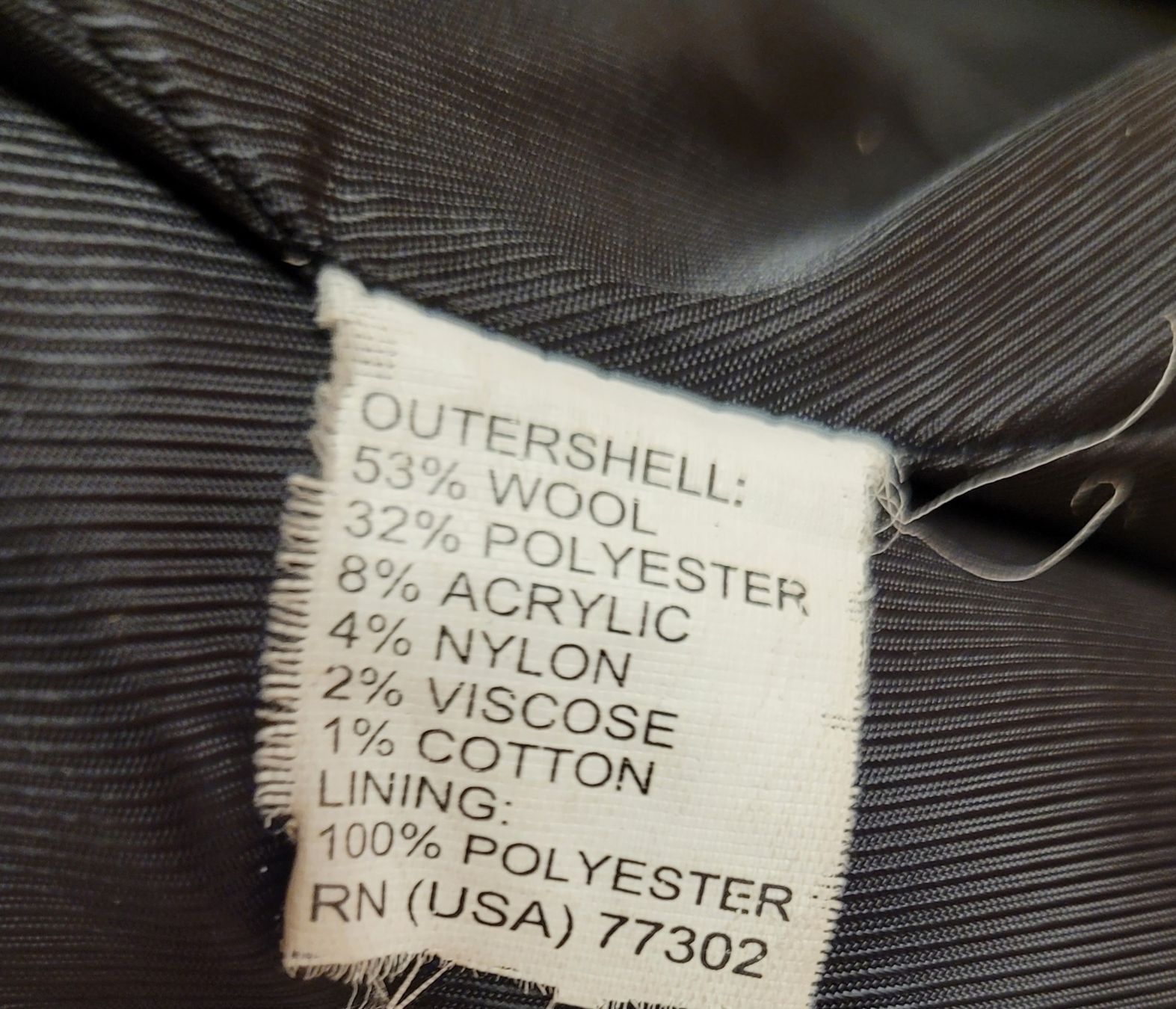 Manteaux: ZARA BASIC veste noir XXL – D'occasion à Lausanne par PlusValue_Lausanne 3