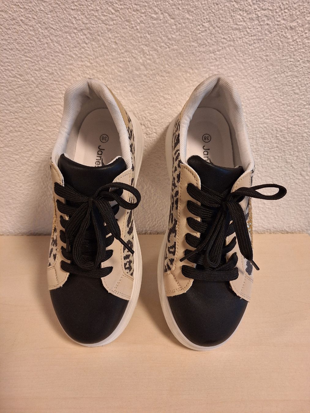 Scarpe da donna: Sneaker Damen – Usato da Lalden venduto da car_7w2l 1