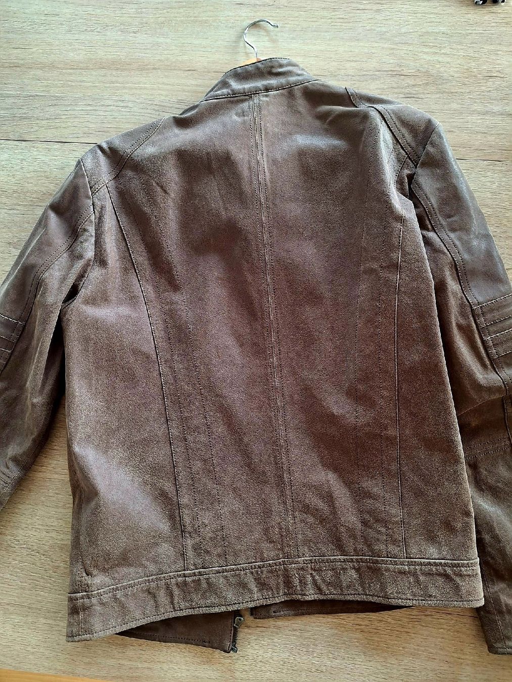 Giacche: Blouson en cuir beige – Usato da Aven venduto da menthe17 5