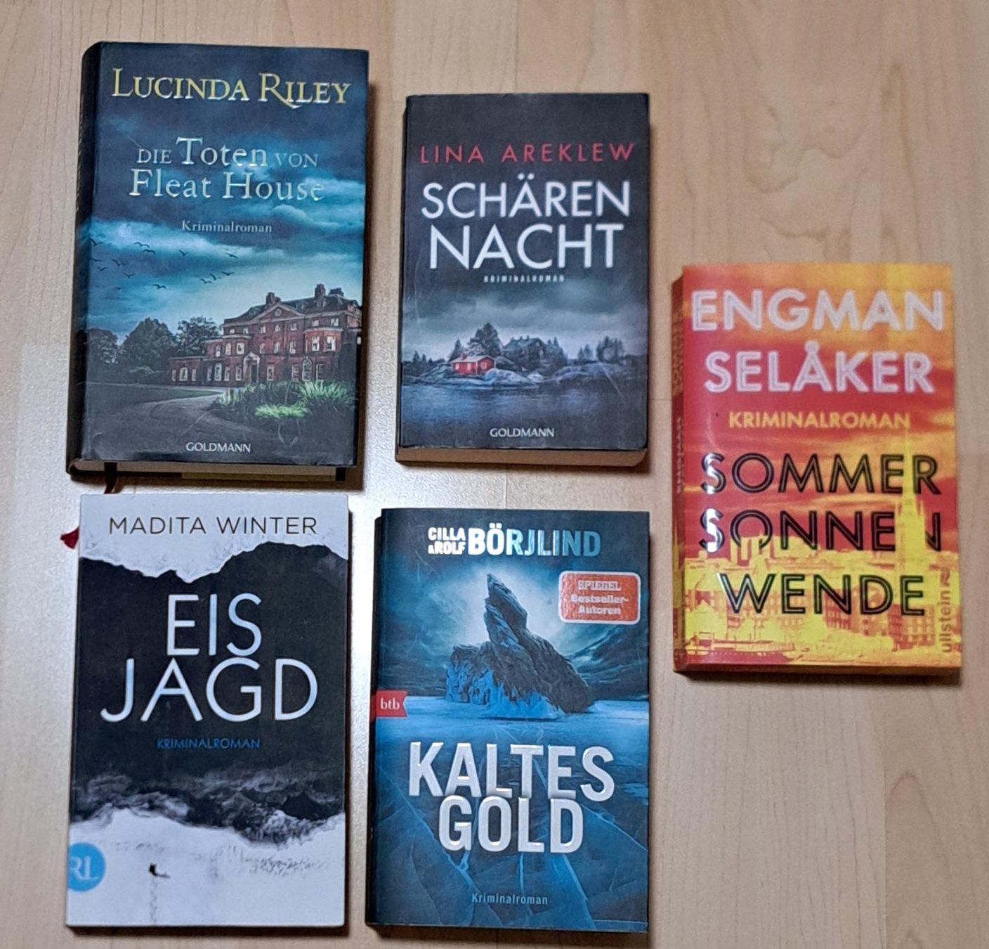 Libri: 5x Krimi, Büchersammlung, Romane – Usato da Basel venduto da Patiscat
