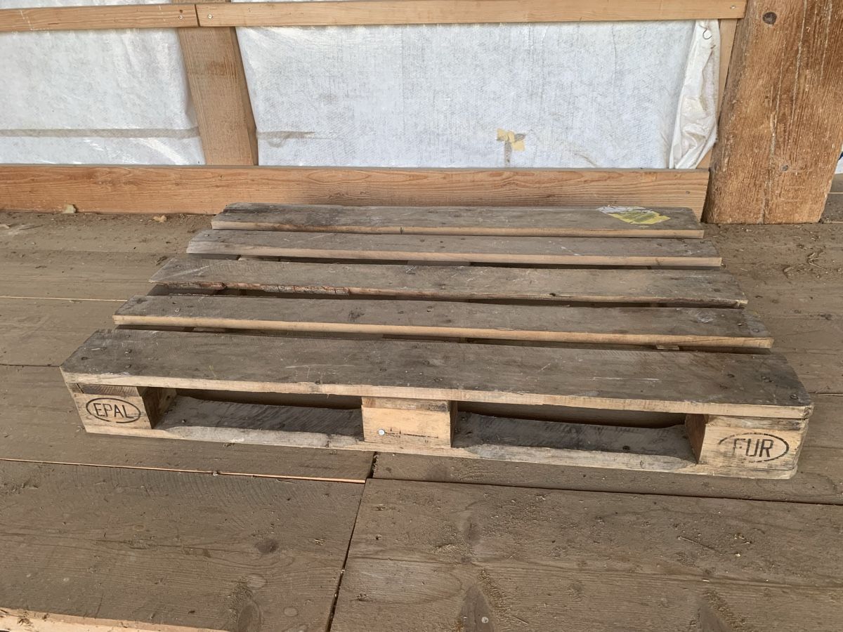 Pallets: Europalette – Usato da Meggen venduto da Summ1912 1