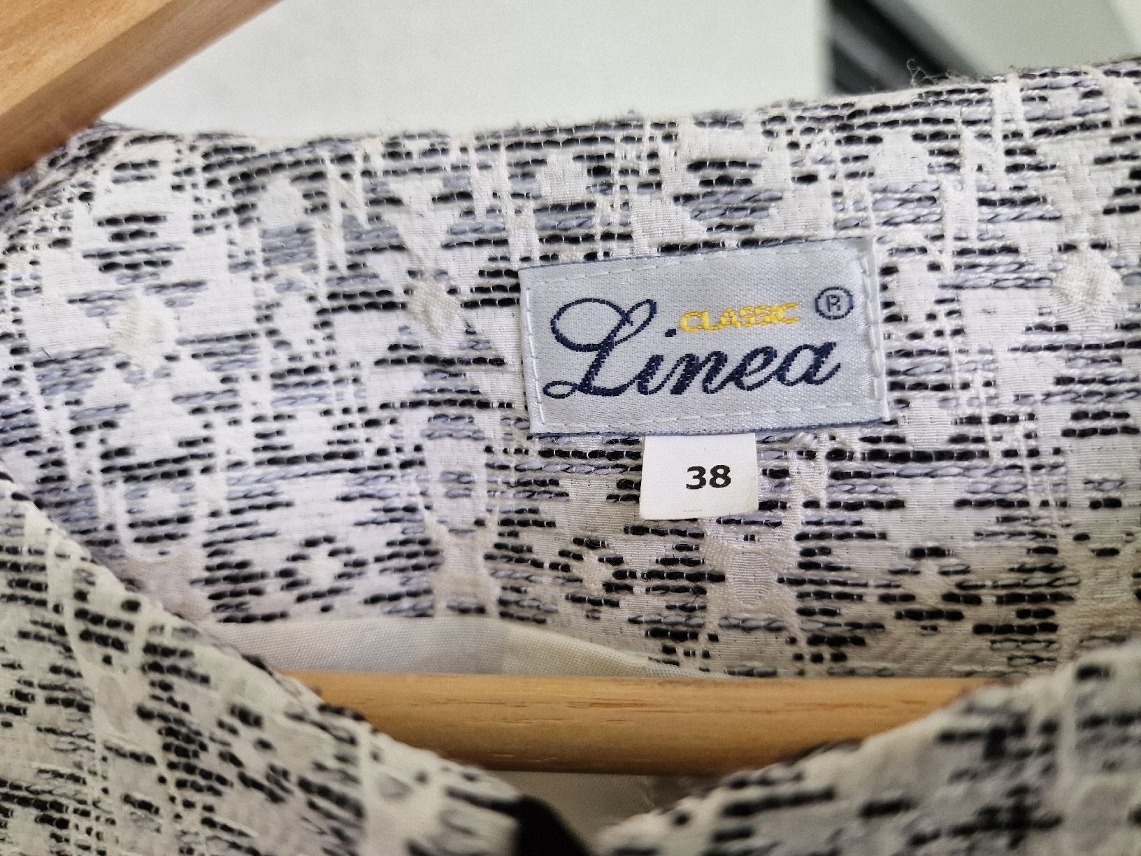 Giacche: Damen Jacke Linea Gr. 38 – Usato da Wädenswil venduto da Gabinomi 1