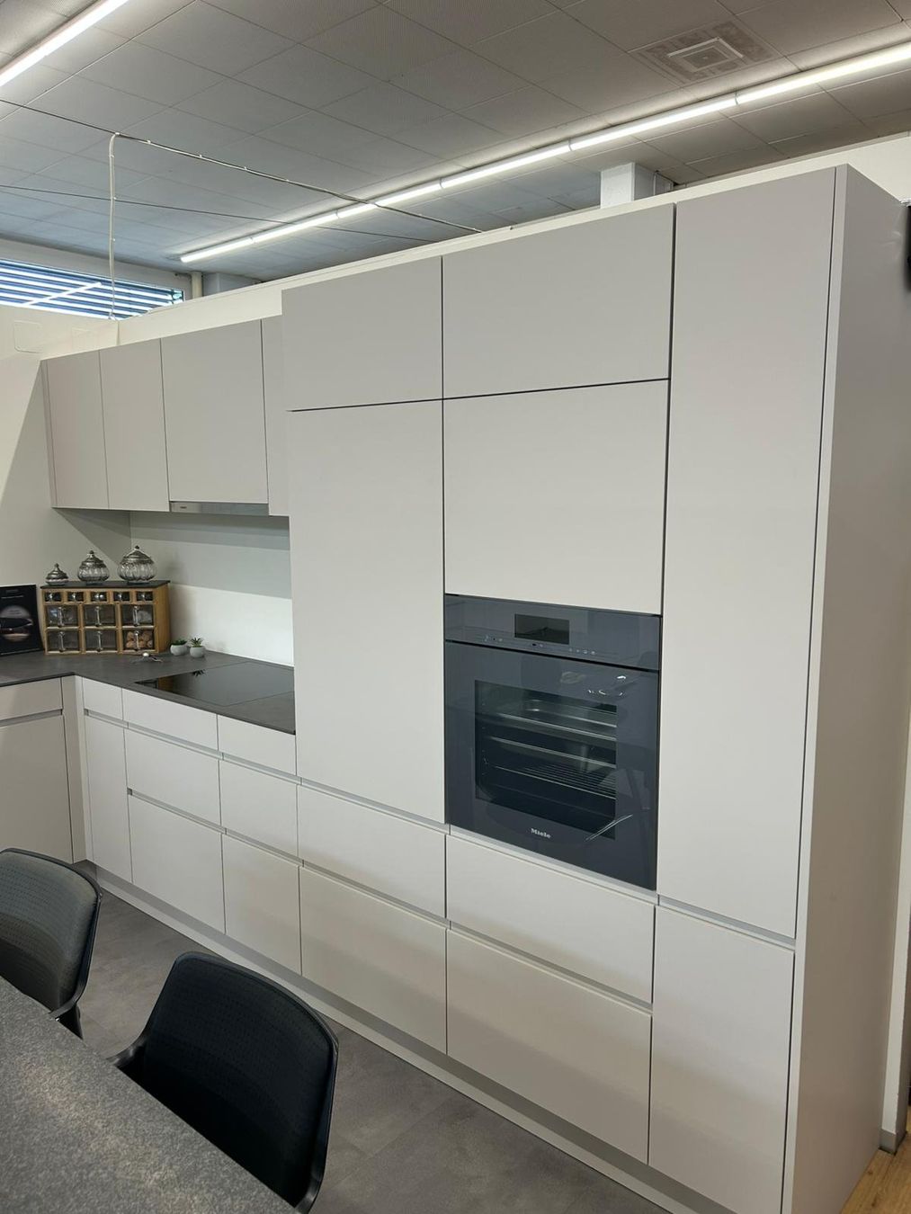 Cucine complete: Ausstellungsküche – Nuovo (secondo la descrizione) da Gränichen venduto da Aarekuechen 2