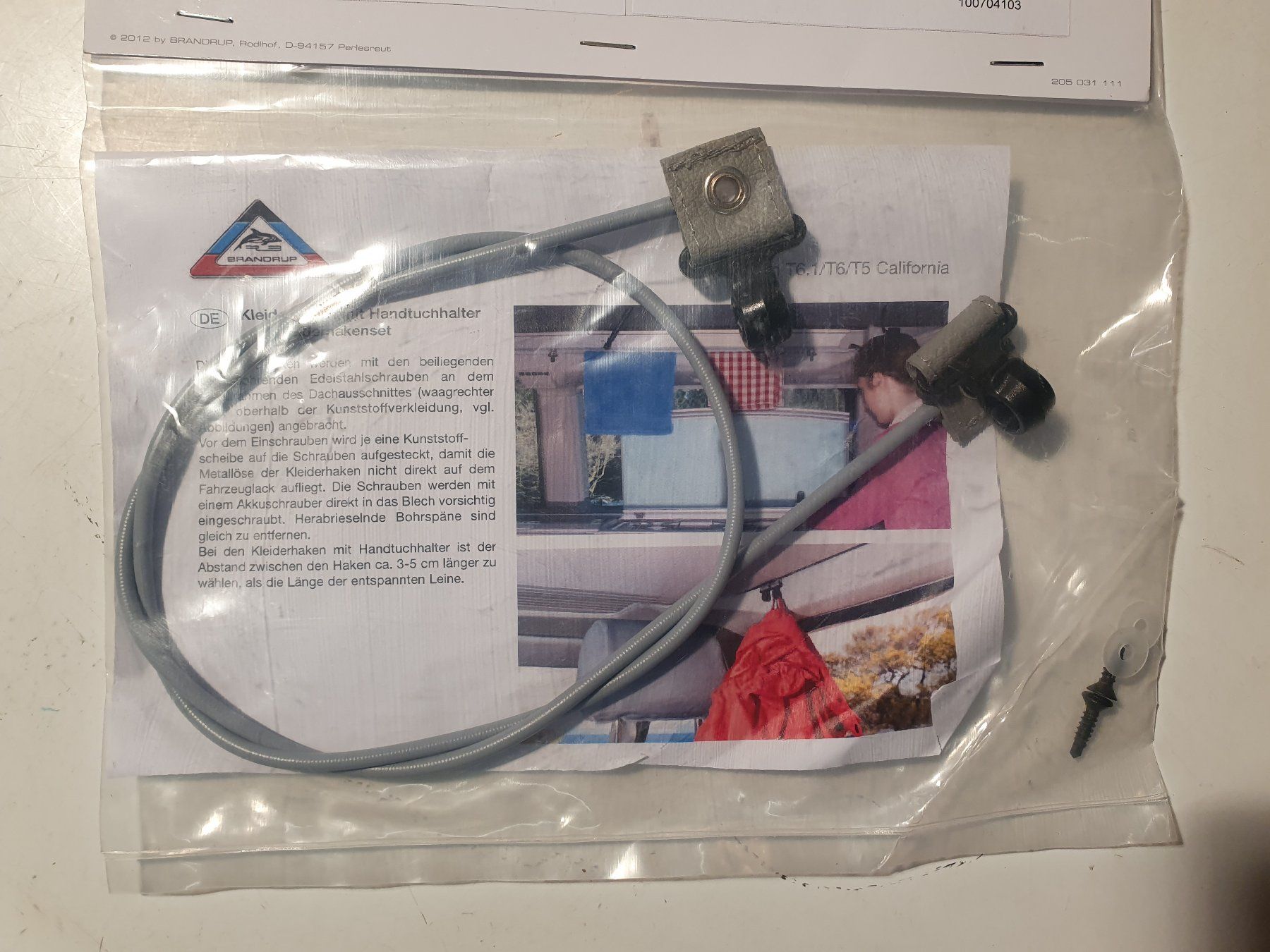 Handtuchhalter: Kleiderhaken mit Handtuchhalter – Gebraucht aus Zürich von loosebone 4
