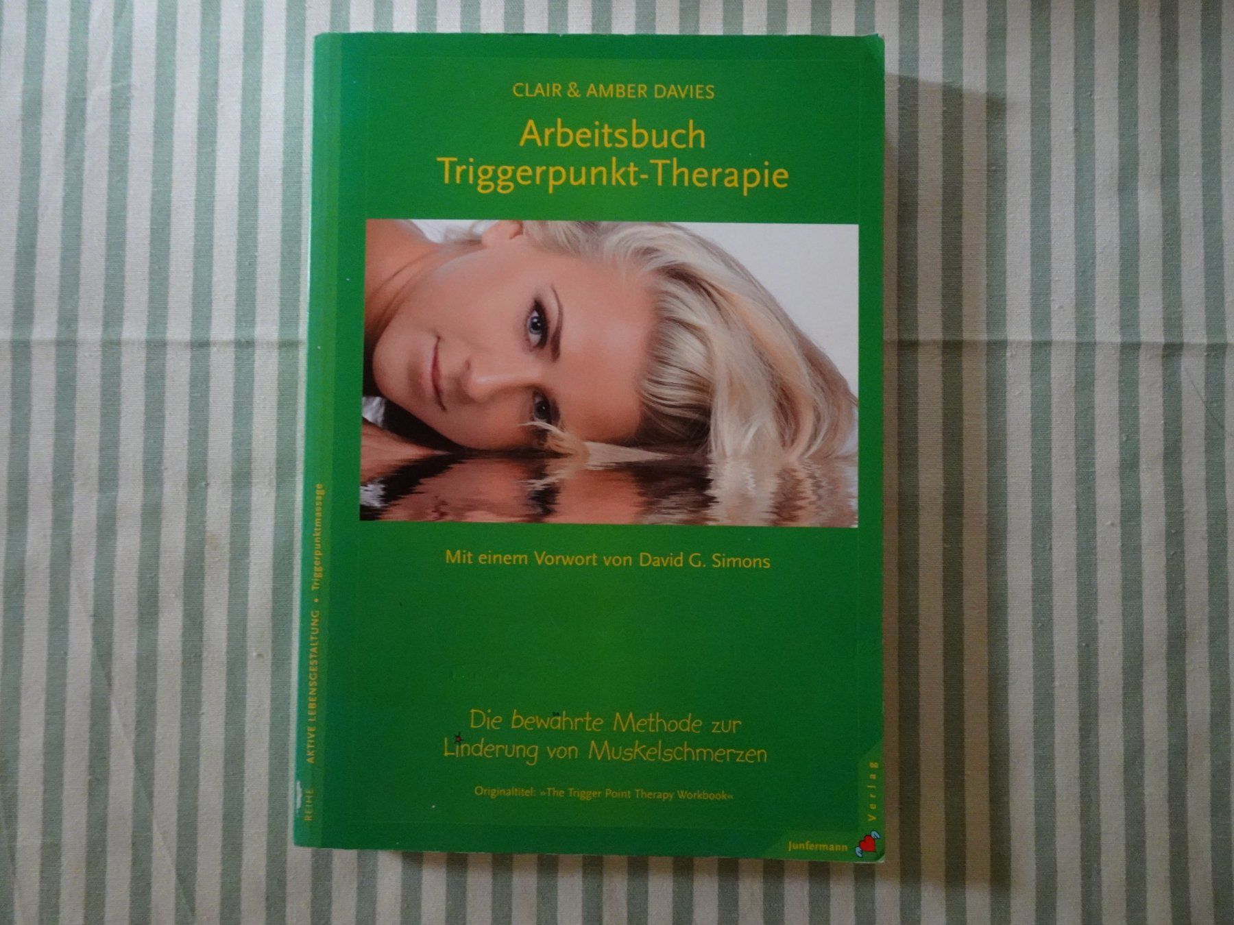 Bücher: Clair & A. Davies - Arbeitsbuch Triggerpunkt-Therapie - B373 – Gebraucht aus Küssnacht am Rigi von Bookslove-Divers