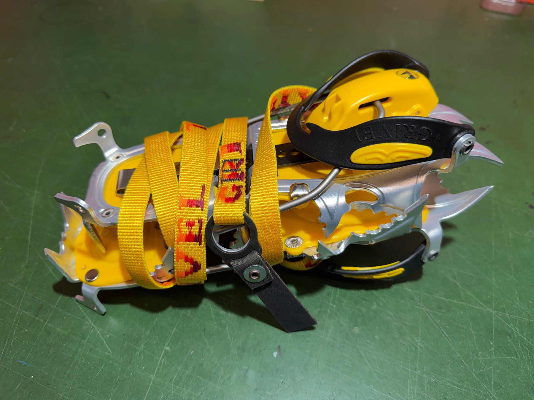 Grivel Altro in Alpinismo & Escursioni: Steigeisen: Grivel  - Air Tech – Usato da Edlibach venduto da habaum 6