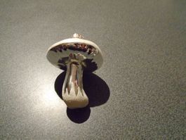 Weihnachtskugel Pilz, weiss/silberfarbig