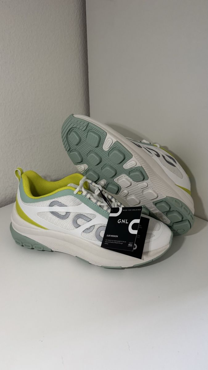Scarpe da uomo: GNL Track Walk Schuhe Gr. 38  – Nuovo (secondo la descrizione) da Zürich venduto da kit_twr9 1