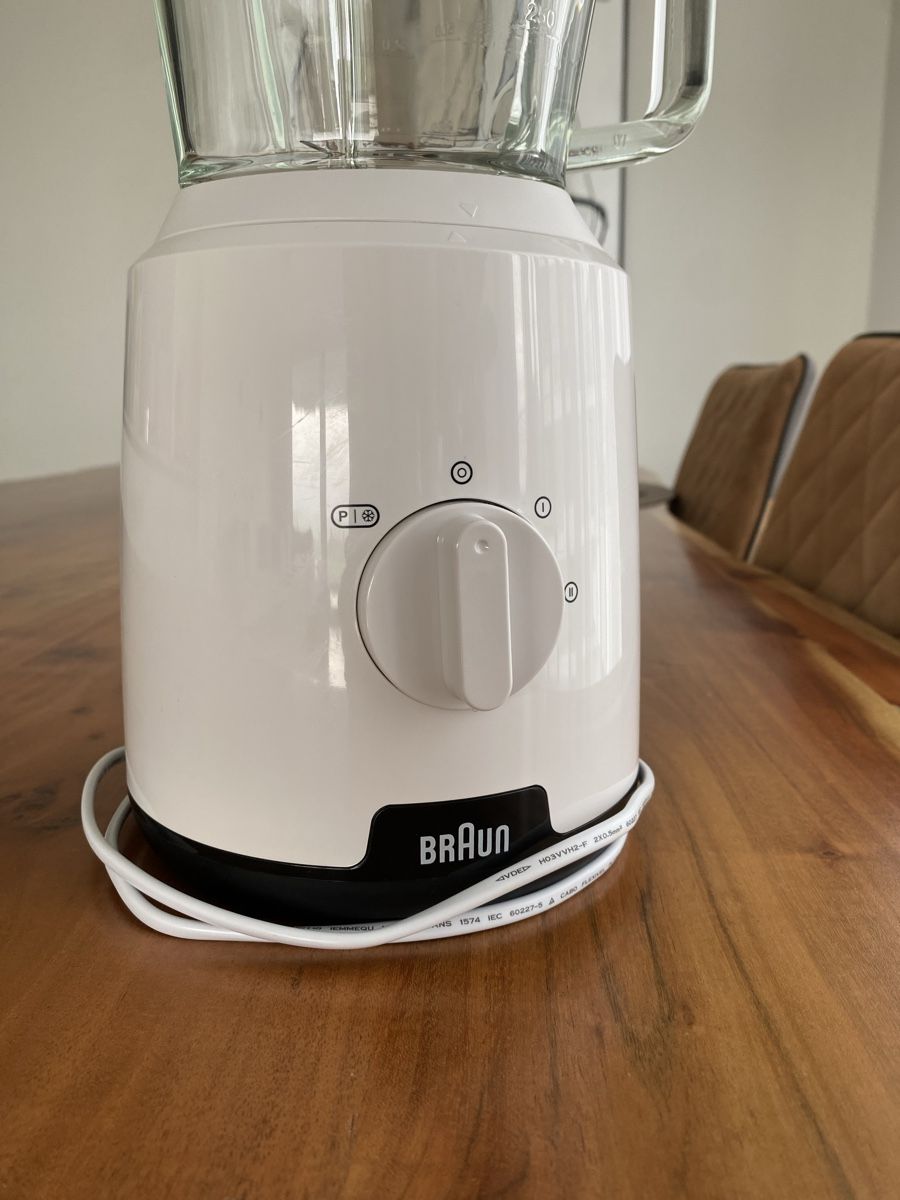 Braun Elettrodomestici da cucina: Standmixer/ Smoothiemaker von Braun – Usato da Kloten venduto da SalomeSommer 1