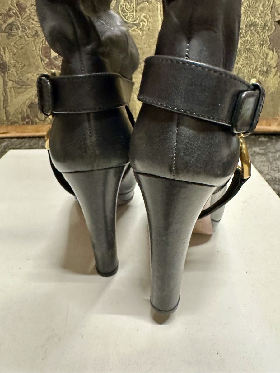 Prada Scarpe da donna: Bottes Prada, cuir souple gris taille 37. – Usato da Genève venduto da Tom6 3