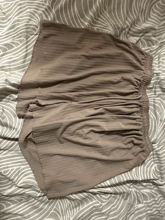 Damen Shorts Chicoree beige Grösse M guter Zustand