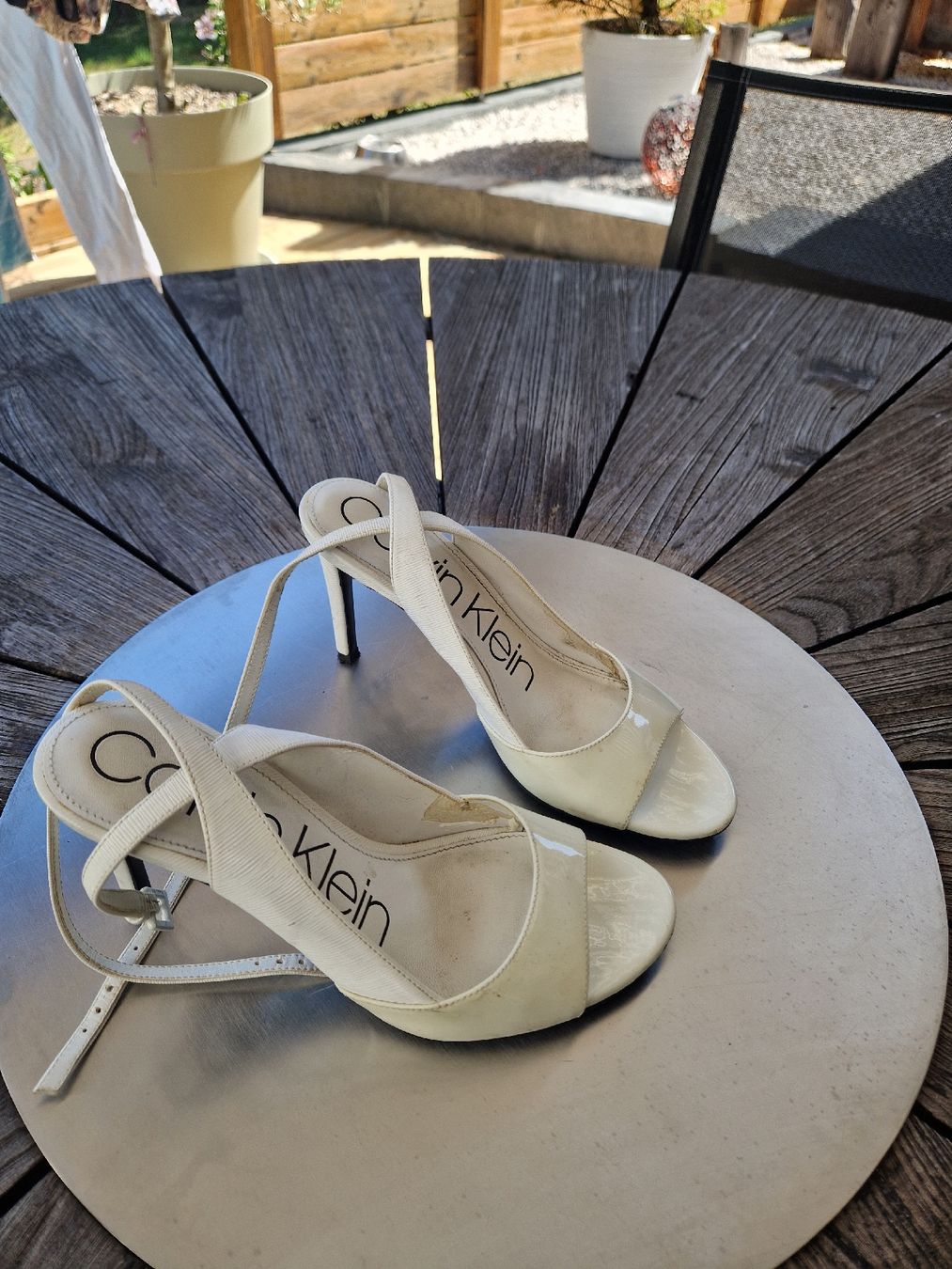 Calvin Klein Scarpe da donna: sandale à bride – Usato da Boudevilliers venduto da beboy 3