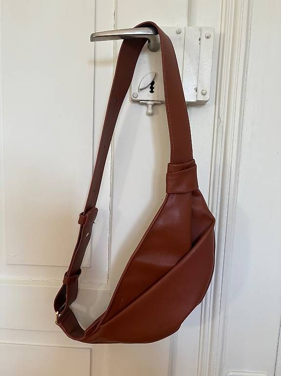 Borse: Handtasche // Sling Bag // Crossbody Bag – Usato da Zürich venduto da ahe_7gq2 2