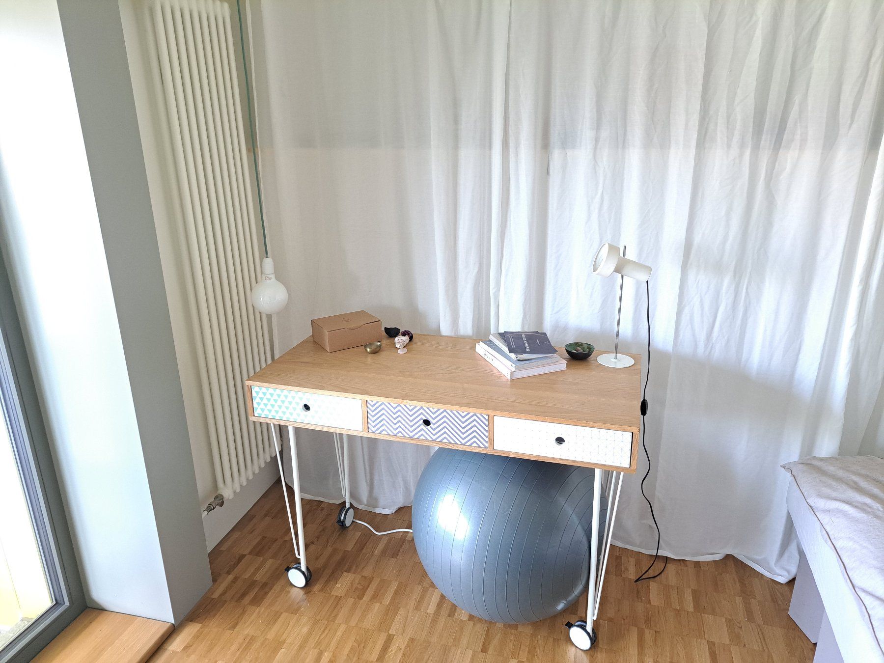 Scrivanie: Schreibtisch – Usato da Aarau venduto da ing_sfn7