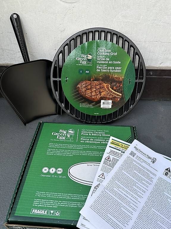Big Green Egg Griglie: Big Green Egg Holzkohlengrill – Usato da Bern venduto da janga 2