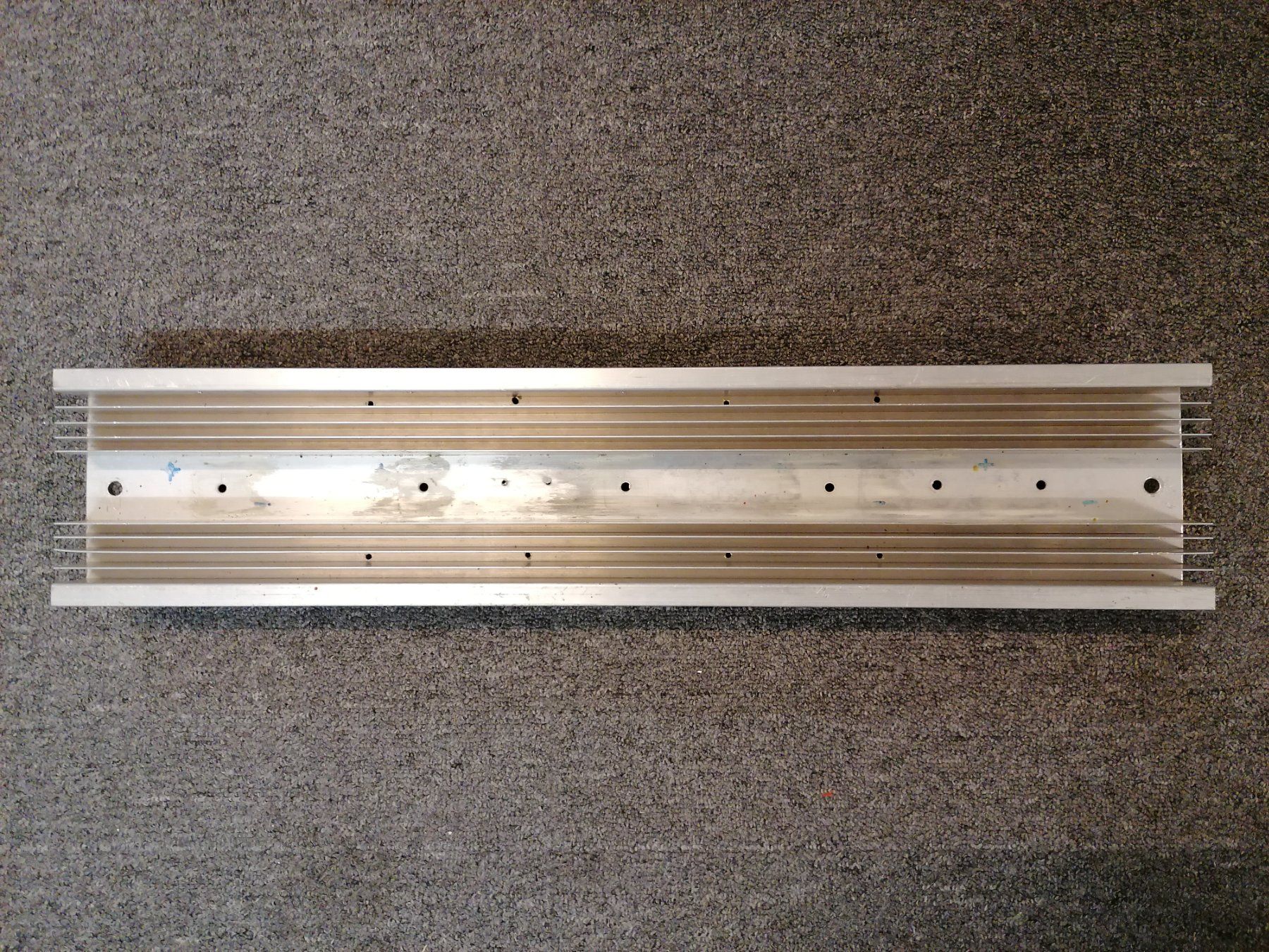Componenti elettronici: Kühlrippe, Kühlkörper, Heatsinks, Alu Profil – Usato da Niedergösgen venduto da piccorx5 2