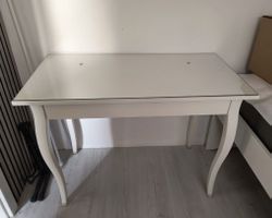 IKEA Schminktisch / Schreibtisch