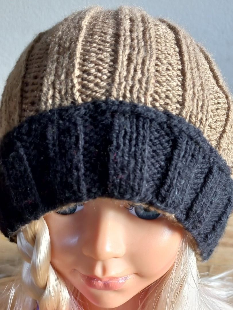 Copricapi, berretti & cappellini: BONNET TRICOTÉ À LA MAIN – Nuovo e nell'imballaggio originale da Dompierre FR venduto da fat_xth5 1