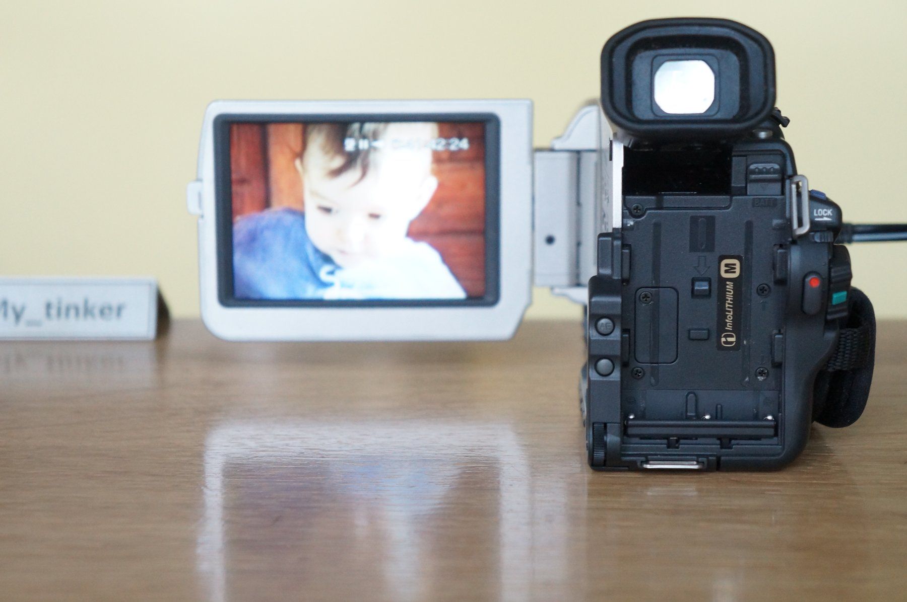 Sony Videocamere: Sony TRV11E ... MiniDV Camcorder ... funktioniert – Usato da St.Gallen venduto da My_tinker 5