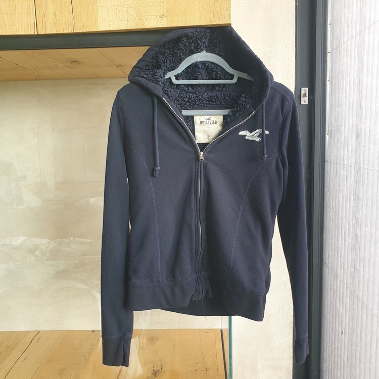HOLLISTER KAPUZENJACKE MIT SOFT TEDDY FUTTER HOODIE JACKE Kaufen auf Ricardo