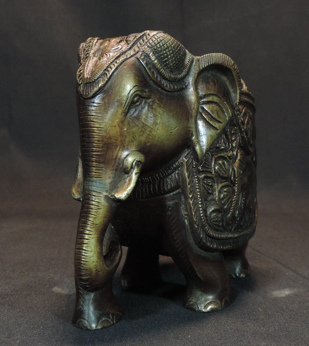 Figuren: massiver, indischer Messing Elefant – Gebraucht aus Duggingen von roterbambus 1