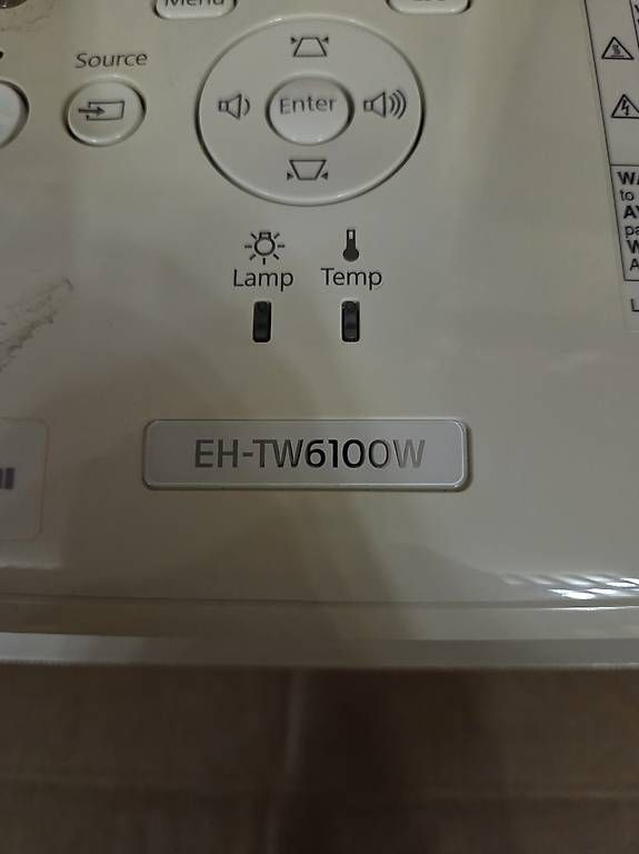 Epson Proiettori: 3D Wifi Beamer Epson EH-TW6100W – Usato da Zürich venduto da Bubbles26322 4