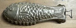 Antike Backform Blech Fisch 30.5 cm