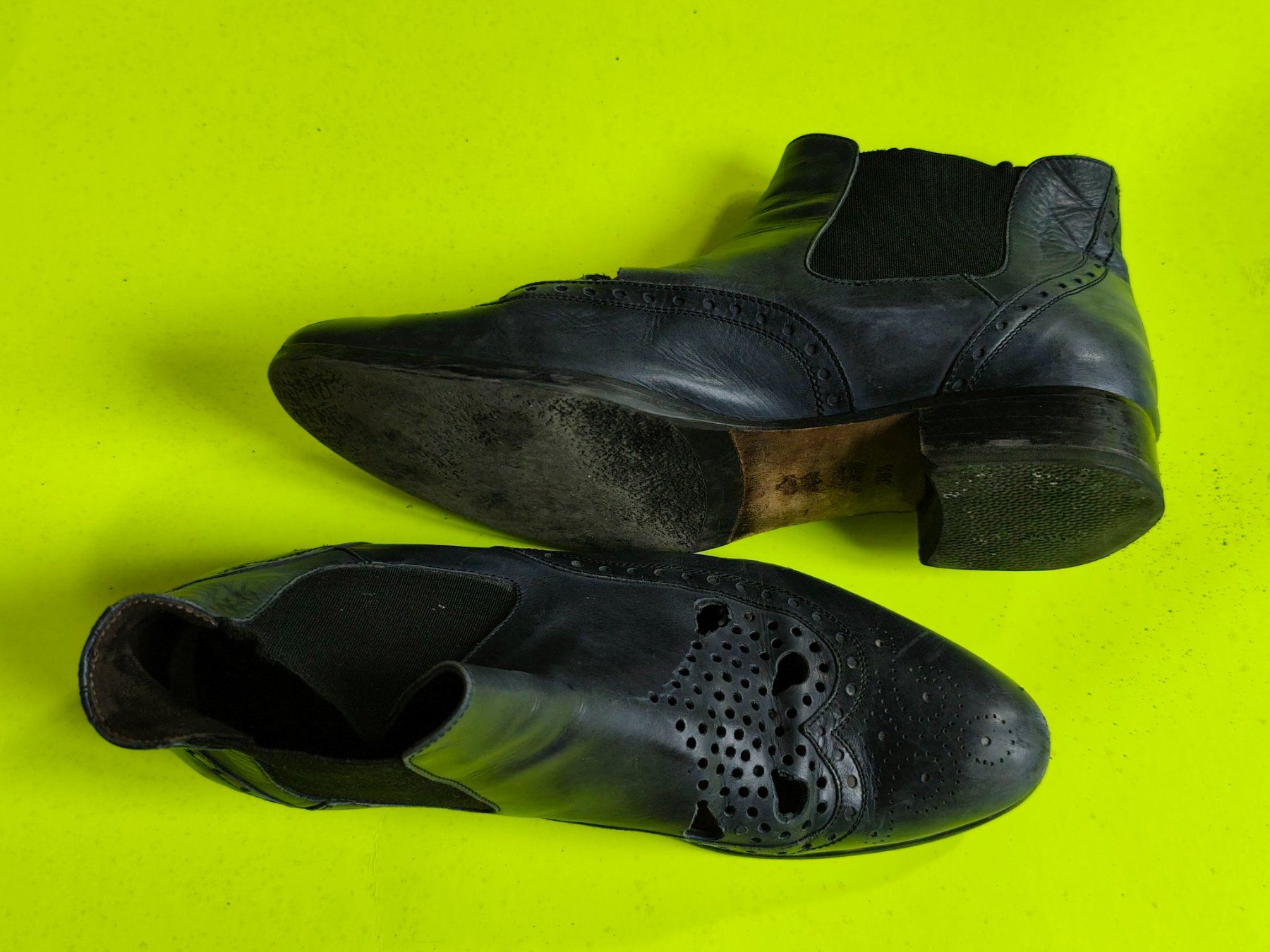 Scarpe da donna: Chaussures italiennes cuir – Usato da Delémont venduto da antioque