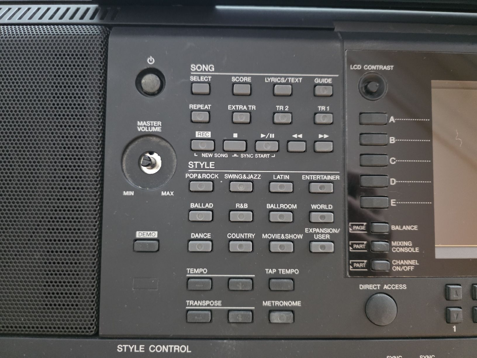Yamaha Strumenti musicali: Yamaha PSR-S750 Keyboard – Usato da Zwingen venduto da Vader. 5