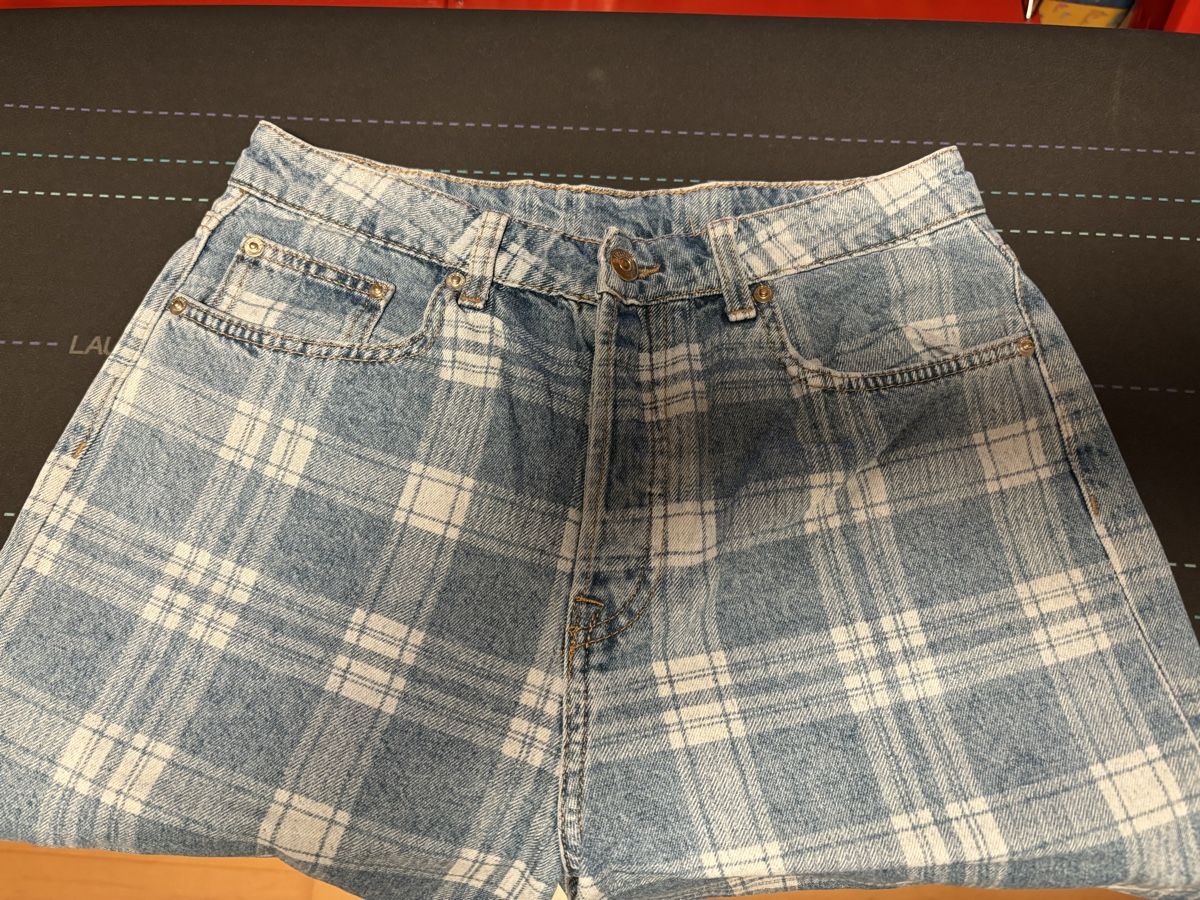 H&M Jeans: Jeans Grösse 38 – Usato da Kesswil venduto da Branca-01 7