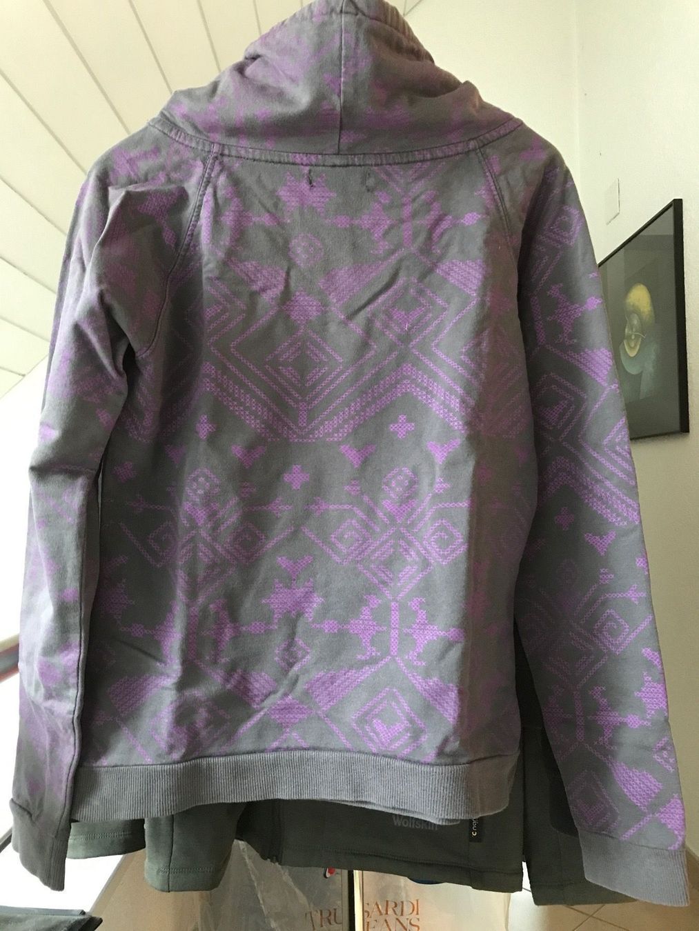 Only Maglioni & Felpe: ONLY Sweatshirt Pullover Jumper S Violett – Usato da Glattfelden venduto da Danshari 1