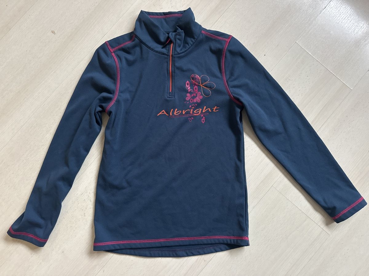 Albright Maglioni & Felpe: Albright Mädchen Sportpulli Gr. 152 – Usato da Wuppenau venduto da Thurgauerloewin