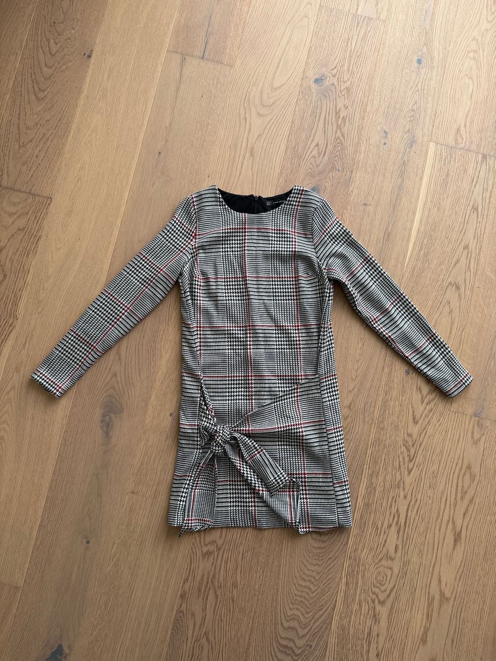 Zara Vestiti: Kleid ZARA – Usato da Richterswil venduto da KAYLEIGH_77