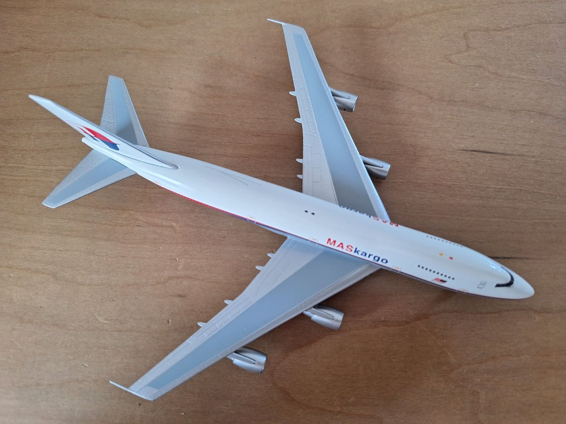 Boeing Modellbausätze & Standmodelle: MASkargo B747-200 1:400 – Gebraucht aus Sargans von nicsam1815 1