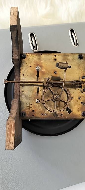 Orologi da terra & Orologi da parete: Regulator mit Schnitzerei Wilhelm Tell mit Schweizer Kreuz – Usato da Steinach venduto da Tsgweh 9
