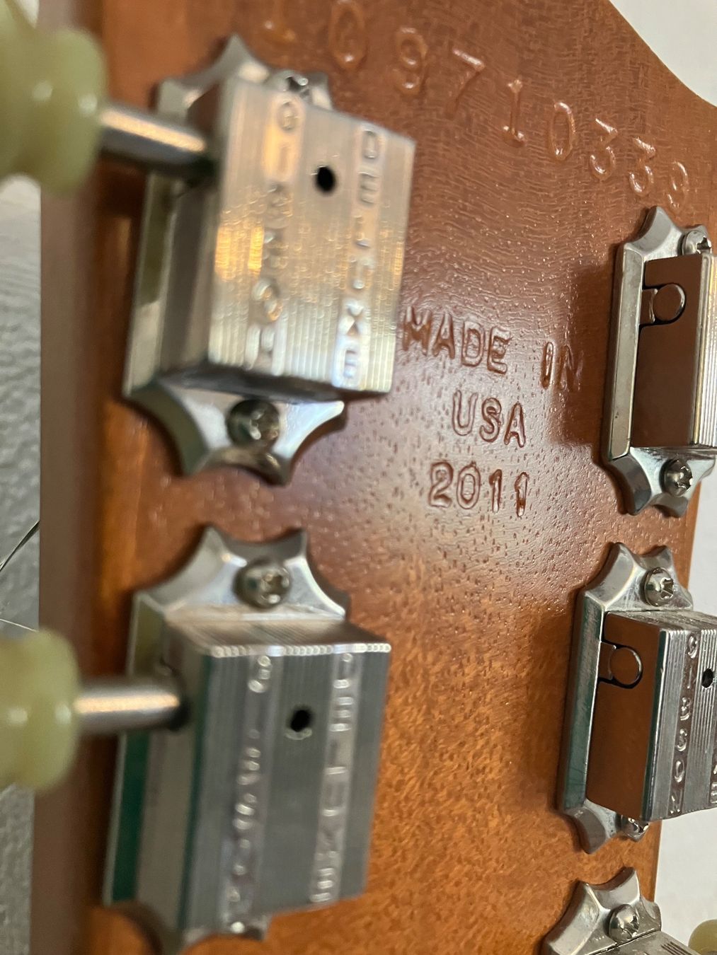 Strumenti musicali: Gibson Les Paul Tribute – Usato da Münchenstein venduto da Colo52 5