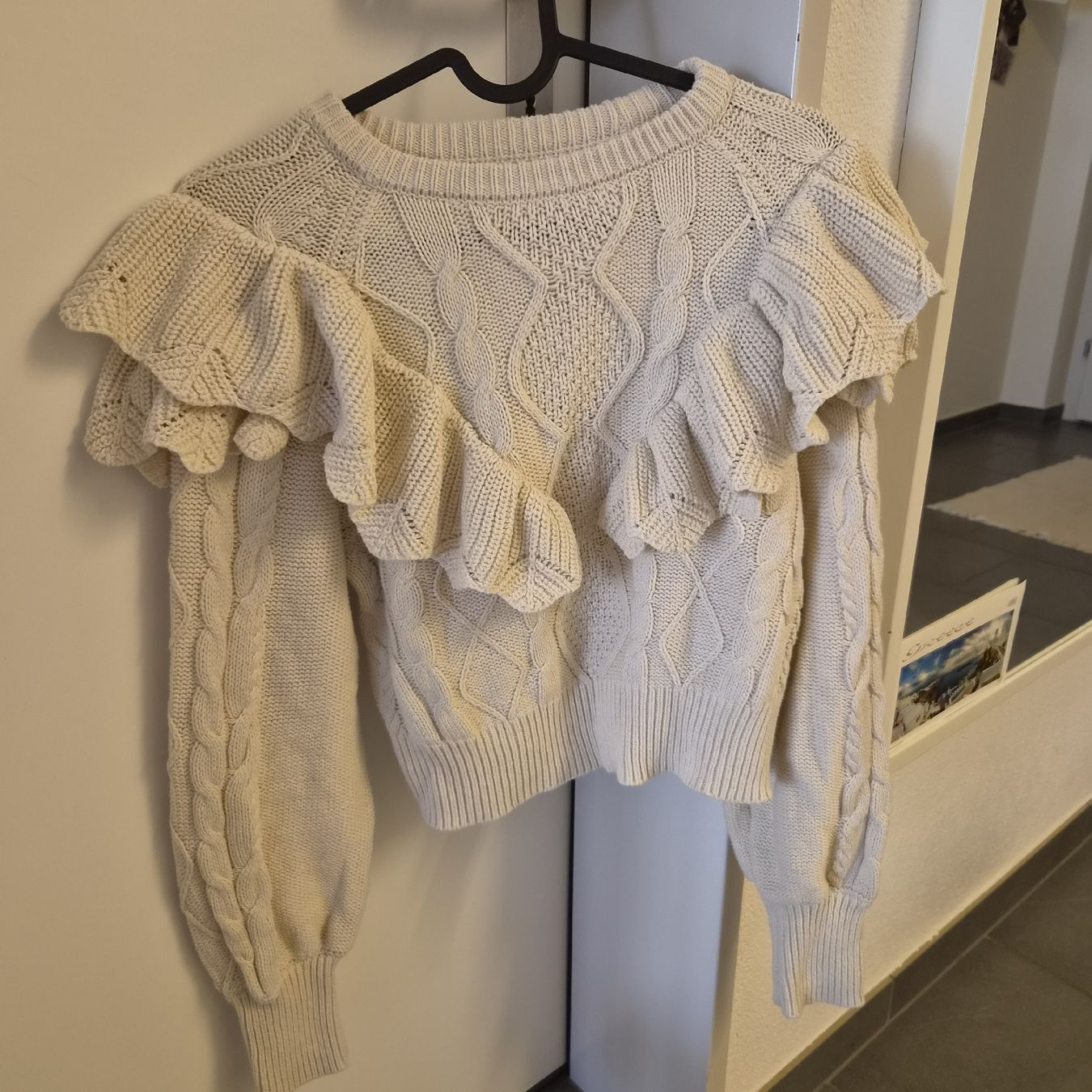 Only Maglioni & Felpe: Damen Pullover Only cremefarben mit Rüschen Grösse XS – Usato da Thayngen venduto da 123LeaT