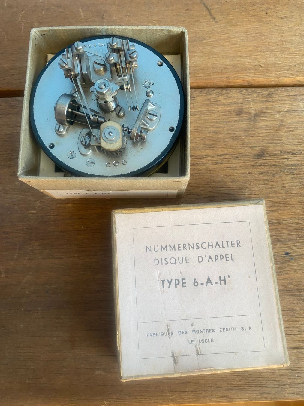 Telefone: Alte Wählscheibe (Nummernschalter) Telefon – Gebraucht aus Möhlin von Glunggi 1