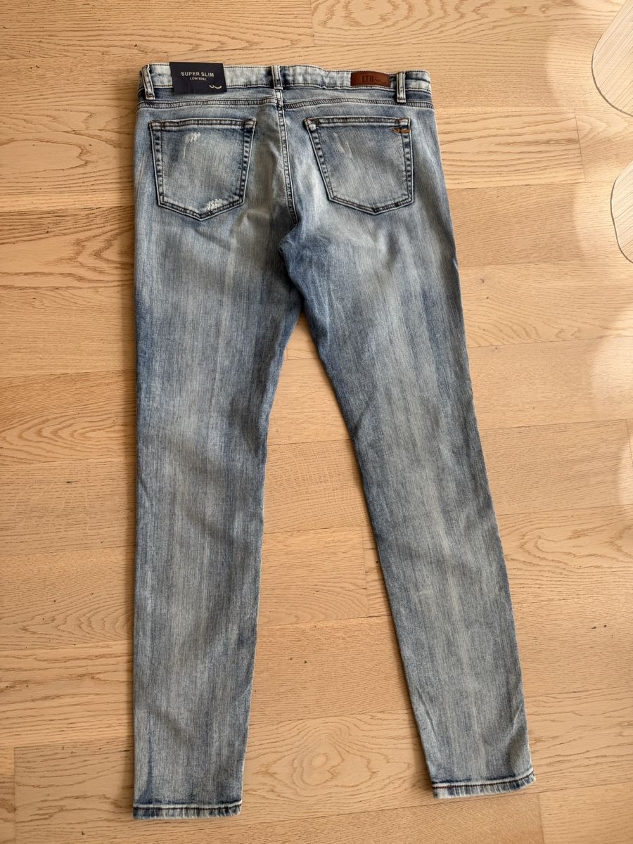 Jeans: LTB Jeans Gr. 33/32 neu – Nuovo e nell'imballaggio originale da Wallisellen venduto da Rally68