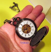 Neue mechanische Taschenuhr in schwarz / Gold inkl. Kette