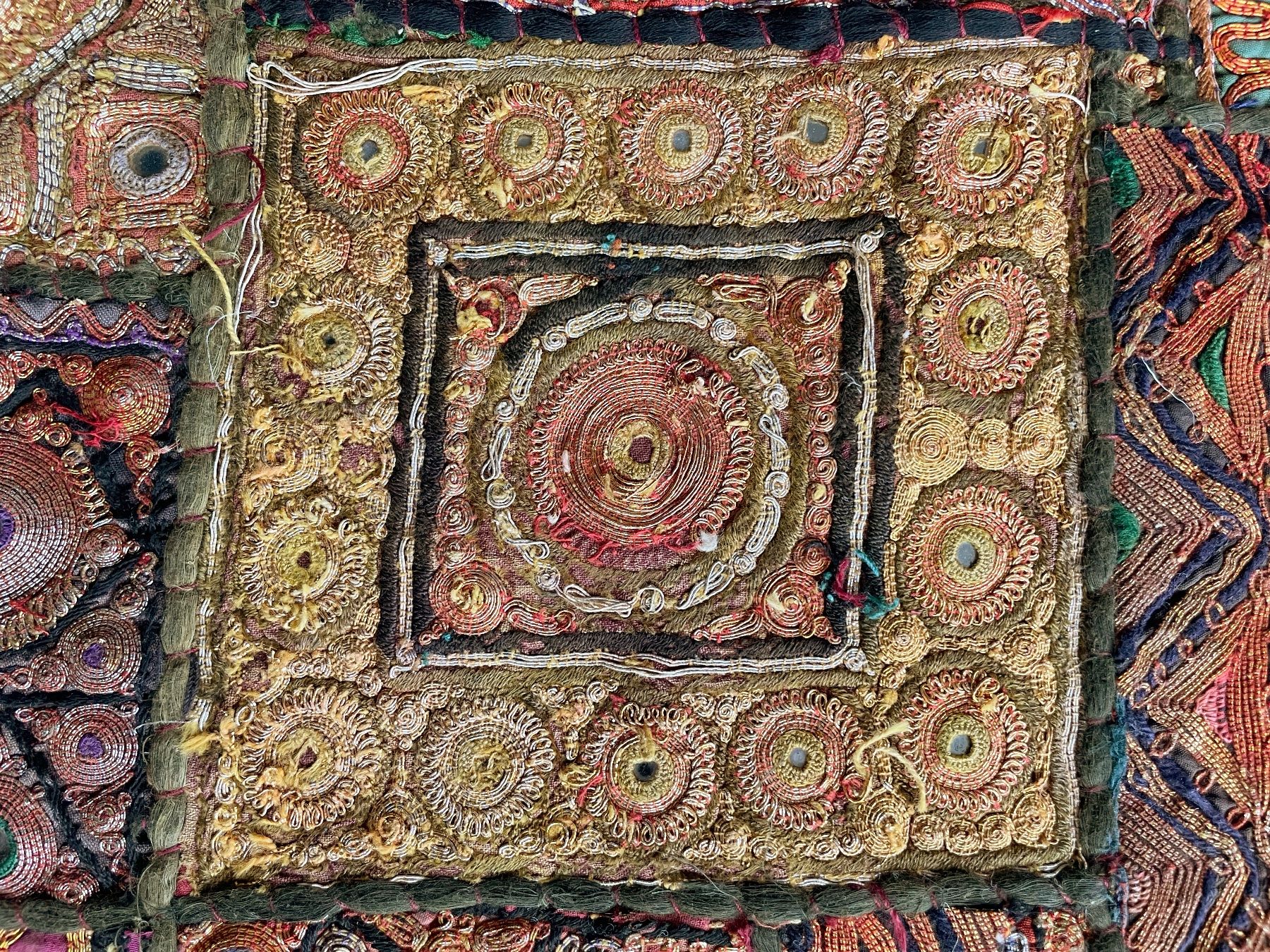 Tappeti: Wandteppich, Patchwork, aus Indien, Grösse 100x150cm – Usato da Bremgarten AG venduto da mamina54 1