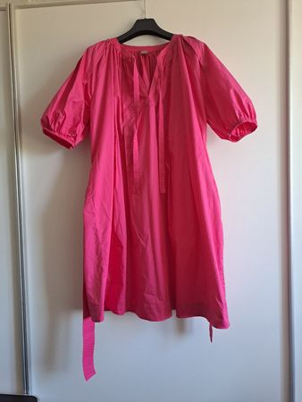 Kleid pink Grösse 42 Hugo Boss neu