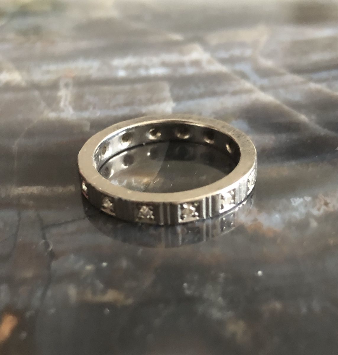 Anelli: Bague rivière or 750 et diamants – Usato da Zürich venduto da malia. 6