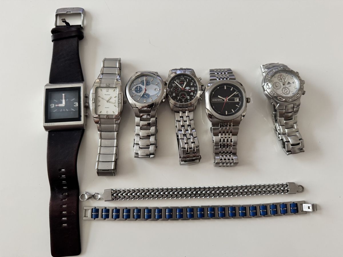 Orologi: 6 Uhren und 2 Armbänder gebraucht ! – Usato da Basel venduto da triniswiss68