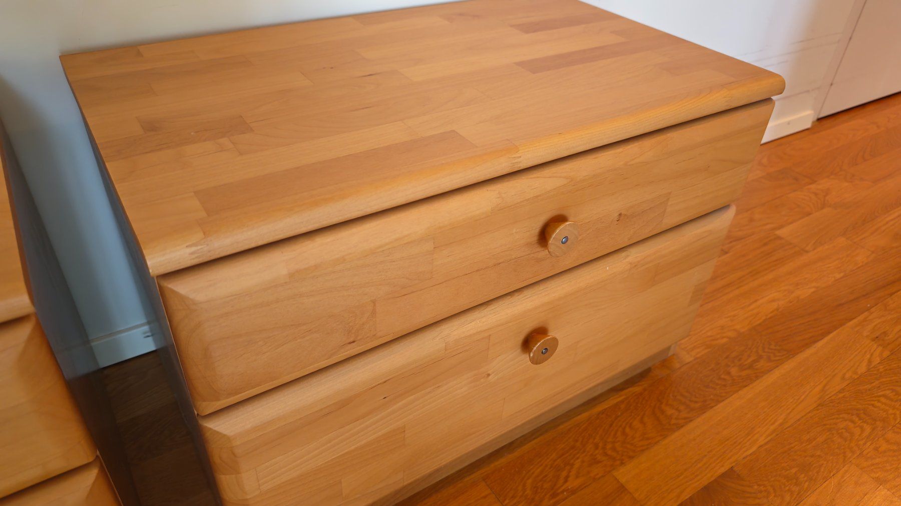 Comodini: 2 Nachttische Holz – Usato da Berikon venduto da Kudi56 1