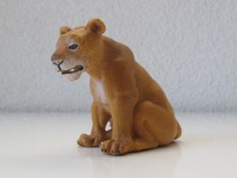 Schleich 14037 Löwin, sitzend