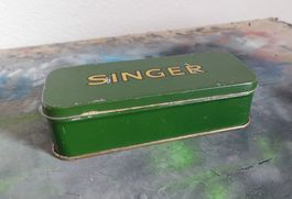 Vintage Blechdose SINGER, grün-golden, Sammlerstück